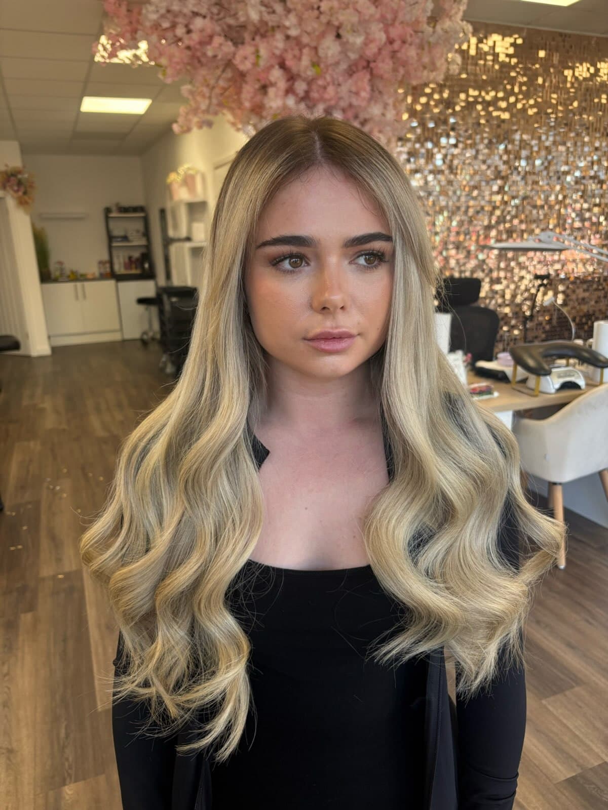 Colour and tape-in extensions